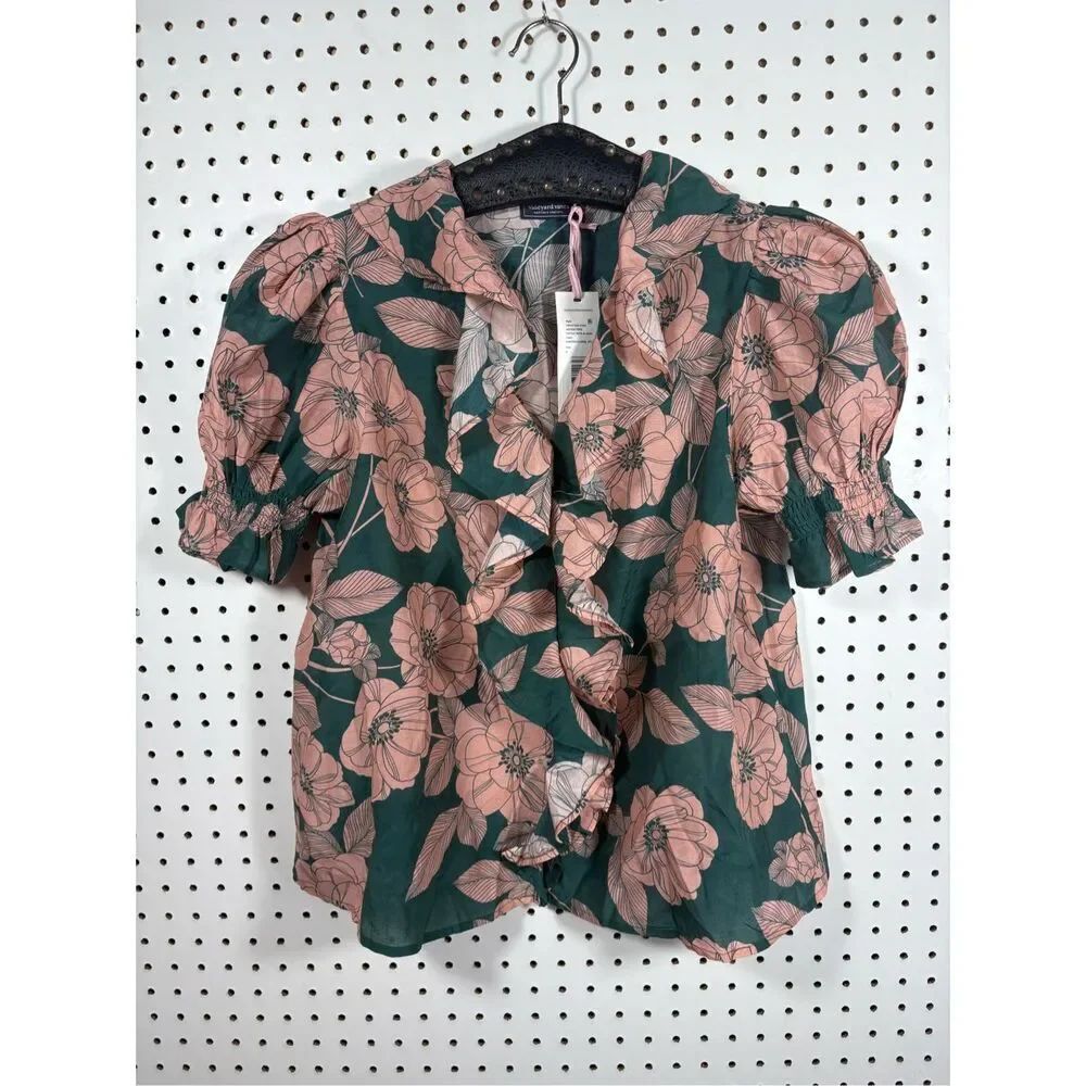 Vineyard Vines smocked ruffle neck top size S